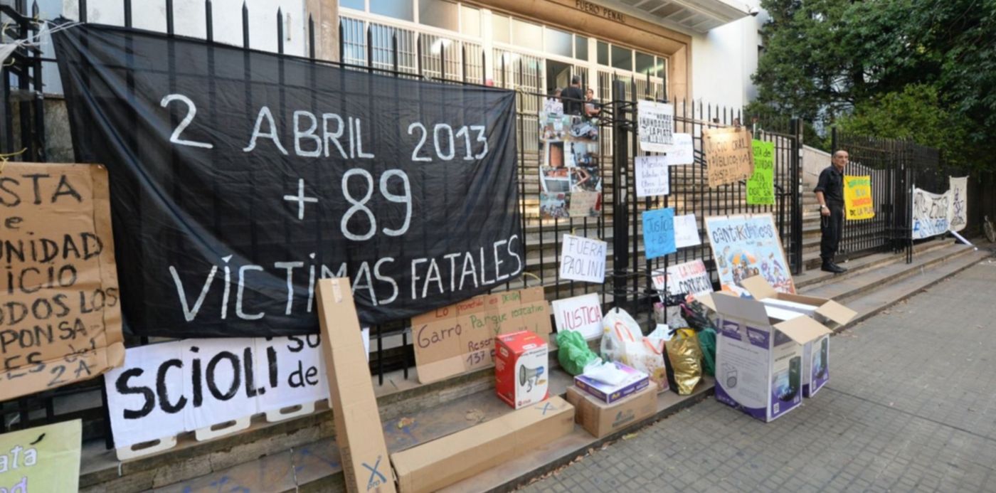 1551881285206.jpg?x=7&y=171&width=1489&height=744&rotate=0&scaleX=1&scaleY=1&ow=1500&oh=996&&cw=1920&ch=950