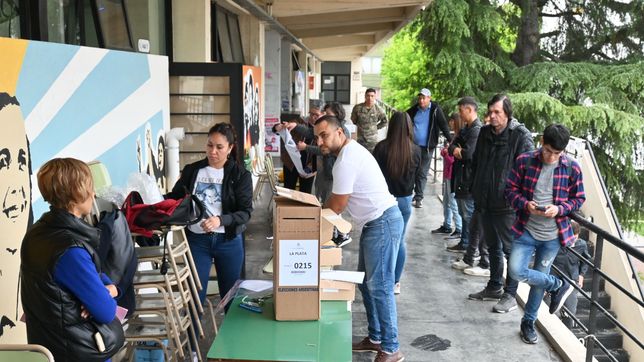 empezo la eleccion y mas de 35 millones de argentinos van a las urnas