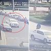Así fue el choque del conductor que se descompensó manejando en Plaza Moreno y murió