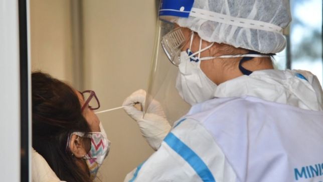 avanzan los testeos como busqueda activa de casos de coronavirus en la plata