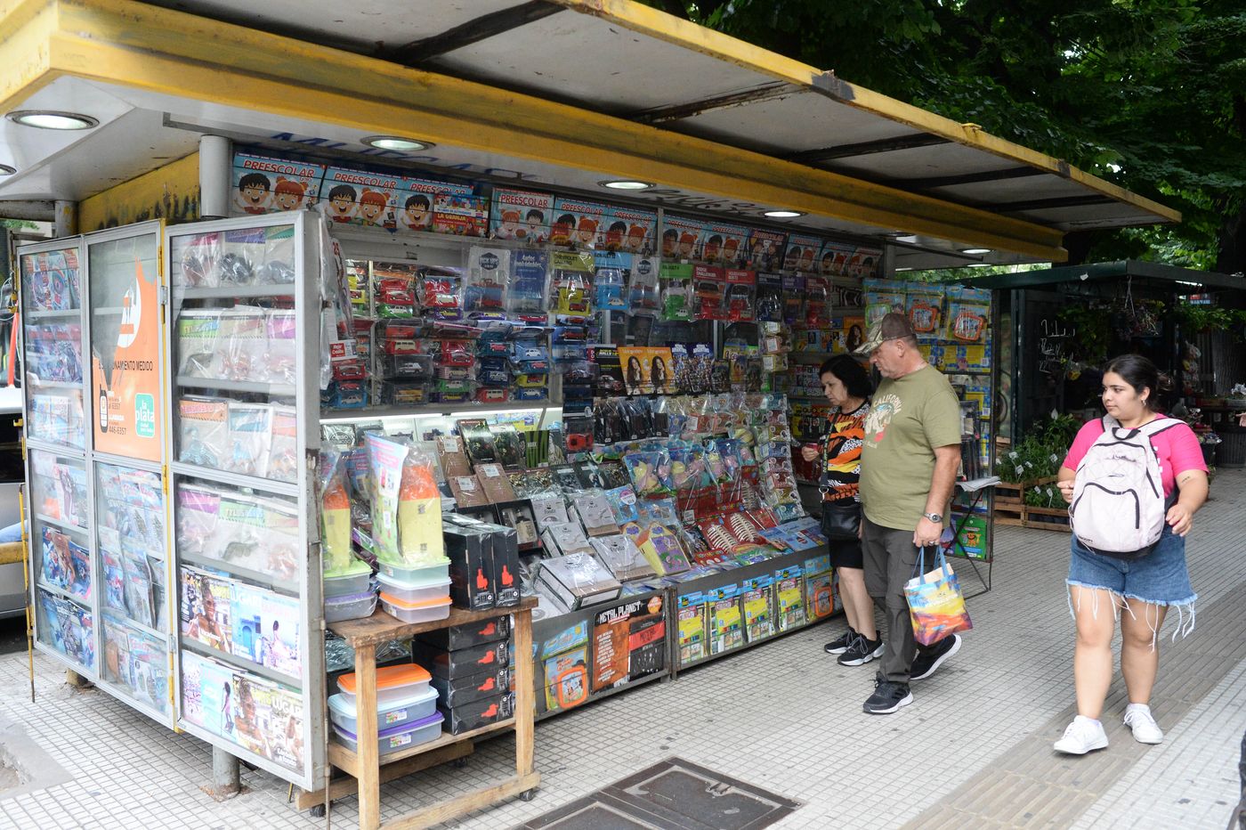 Kioscos de diarios y revistas (6).jpg