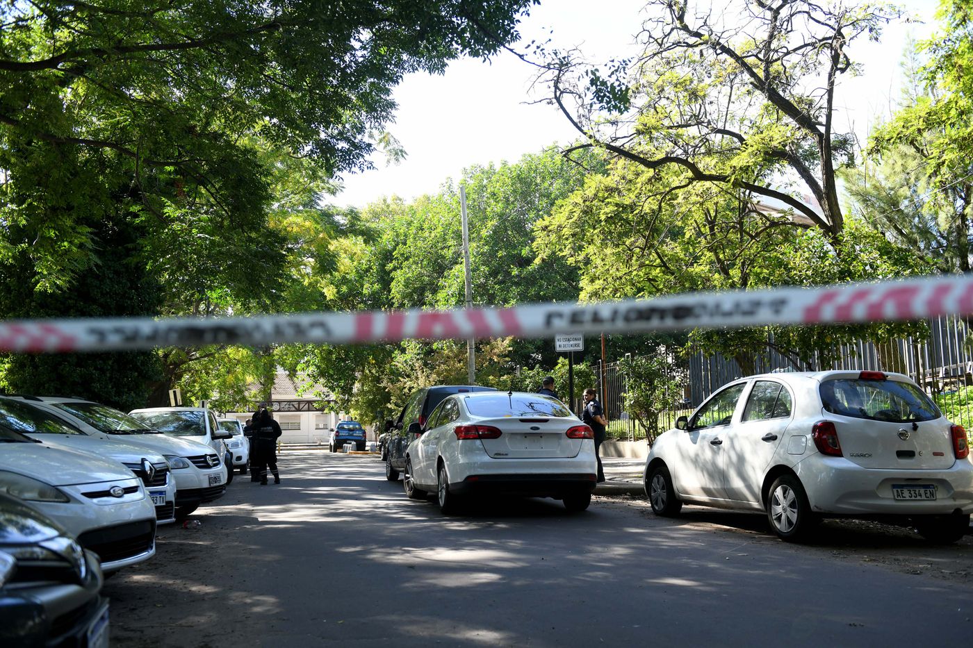 Operativo por la bebé muerta en la Facultad de Arquitectura (14)