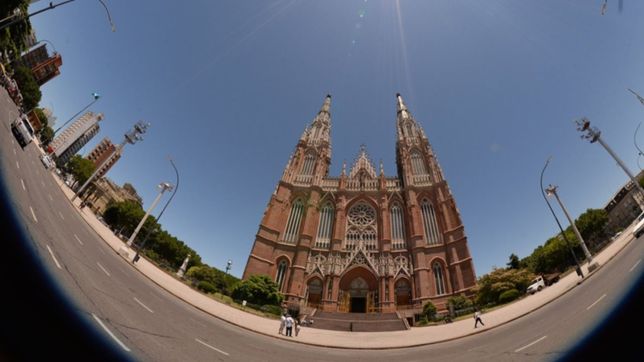 mas de 400 personas se anotaron para ser anfitriones de los turistas que visiten la plata
