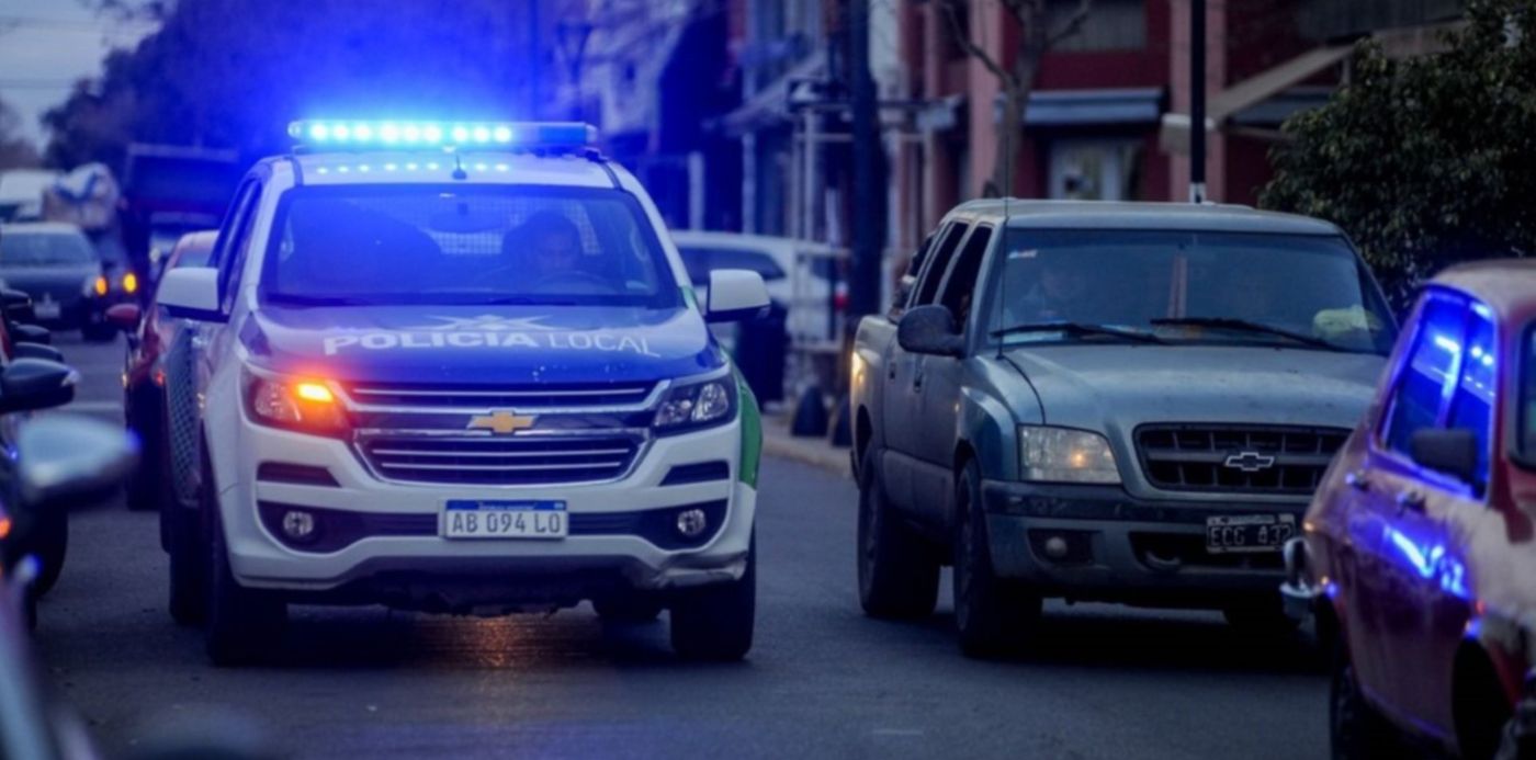 1531786348452.jpg?x=6&y=110&width=1268&height=634&rotate=0&scaleX=1&scaleY=1&ow=1280&oh=851&&cw=1920&ch=950