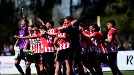 Cortó su préstamo y volvió al Pincha, pero seguirá su carrera en el fútbol europeo