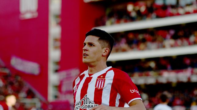estudiantes anuncio la nueva camiseta para el 2025: ¿cuanto costara y donde adquirirla?