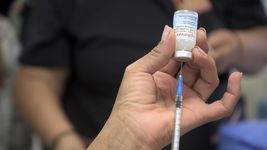 aumento de casos de covid-19: ¿como saber si te toca darte un nuevo refuerzo? aumento de casos de covid-19: ¿como saber si te toca darte un nuevo refuerzo?
