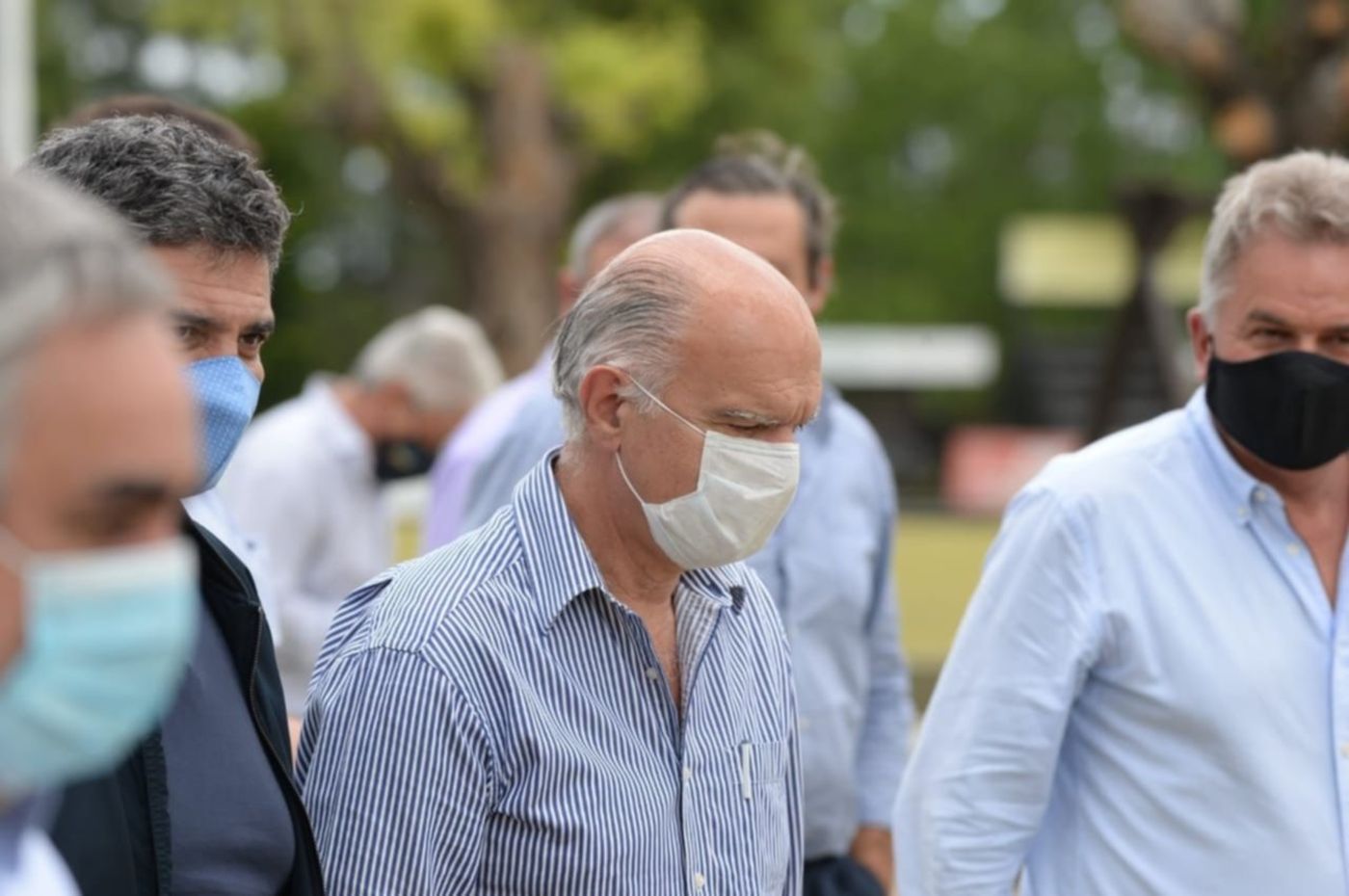 almuerzo de intendentes de Juntos por el Cambio Julio Garro en el club San Luis - almuerzo de intendentes de Juntos por el Cambio en el club San Luis de La Plata Grindeti