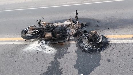 Un terrible accidente de tránsito terminó con dos jóvenes muertos en La Plata Un terrible accidente de tránsito terminó con dos jóvenes muertos en La Plata