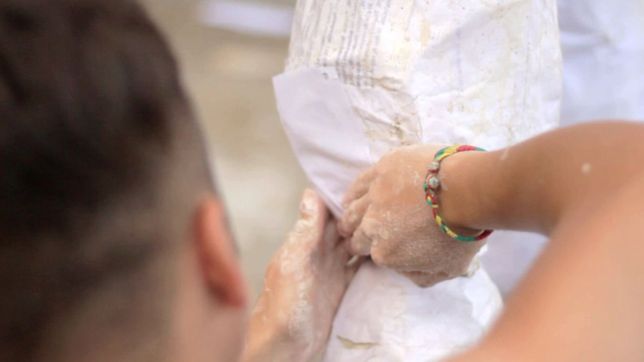 artistas de lo efimero: arranca la cuenta regresiva para la quema de munecos en la plata