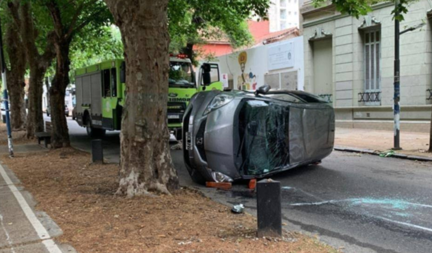 Choque y vuleco en 60 entre 3 y 4