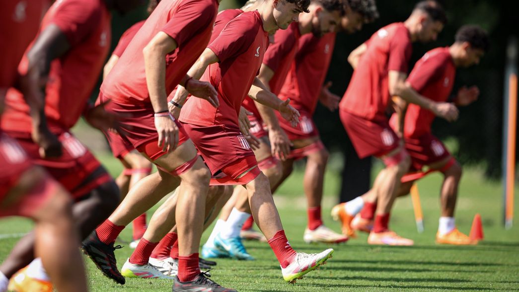 El Pincha arranca la pretemporada sin caras nuevas y 35 jugadores para una preparación exprés