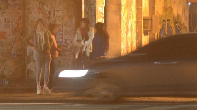 luminarias, puntos de control y banos quimicos: avanza la relocalizacion de la zona roja