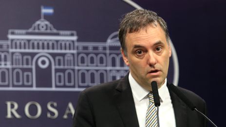 Presionado por el escándalo de sus viajes, Manuel Adorni retoma sus habituales conferencias de prensa Presionado por el escándalo de sus viajes, Manuel Adorni retoma sus habituales conferencias de prensa