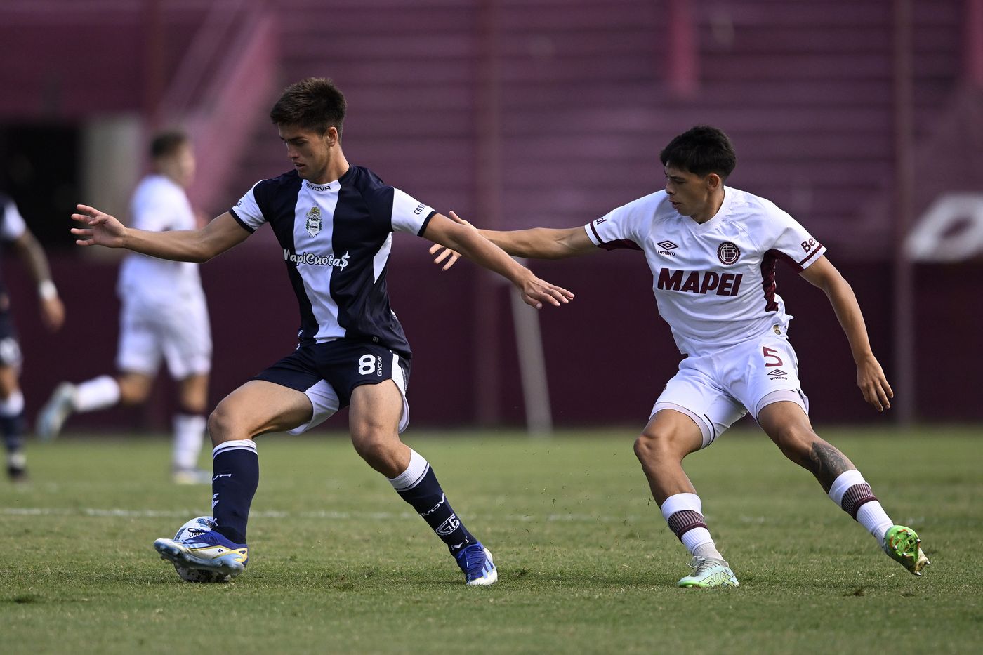 Gimnasia Lanús Reserva Reihart.jpg