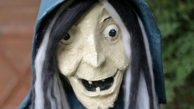 quema de munecos: aquelarre, el show de las brujas de 31 y 38