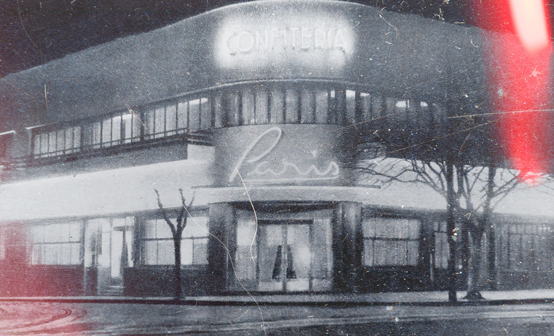 Portada La París.jpg