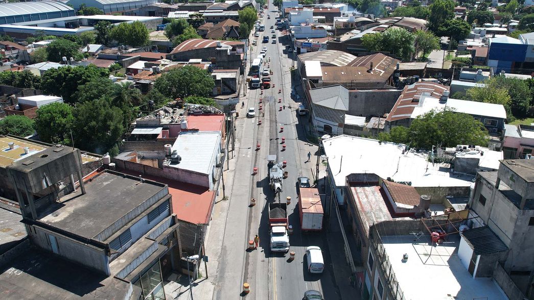 Repavimentan una de las principales rutas que atraviesa la zona más transitada de la provincia