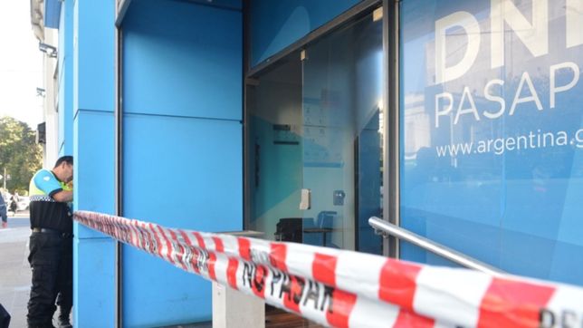 susto en pleno centro de la ciudad por un incendio en un centro de documentacion