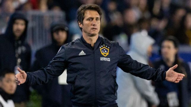echaron a guillermo barros schelotto y a su cuerpo tecnico de los angeles galaxy