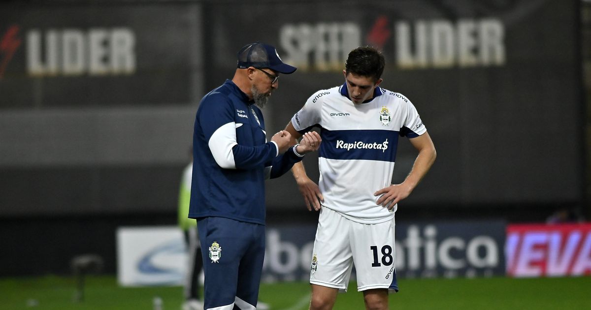 Alejandro Orfila no se baja de la pelea por los playoffs con Gimnasia