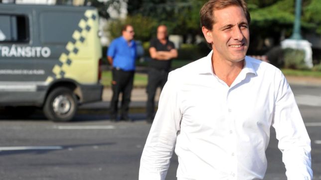 garro saca el codigo de convivencia a la calle para que lo enriquezcan los vecinos