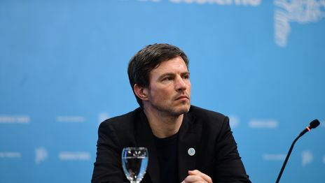 El silencio del Ministerio de Producción y Augusto Costa en medio del posible cierre de una fábrica de Berisso El silencio del Ministerio de Producción y Augusto Costa en medio del posible cierre de una fábrica de Berisso