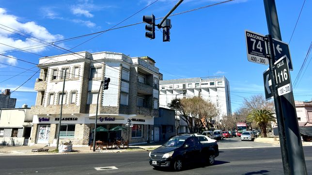 ¿cuales son las dos esquinas clave de la renovada diagonal 74 que tendran semaforos?