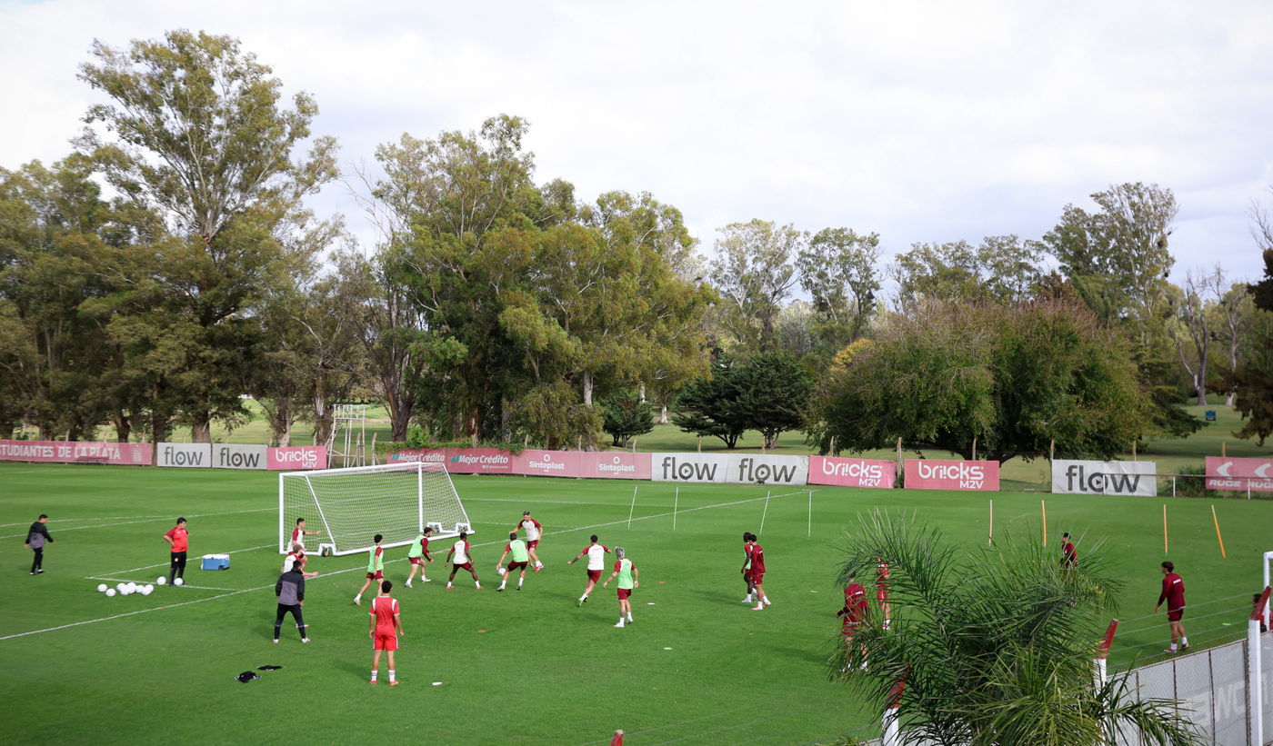 Estudiantes entrenamiento genérica.png