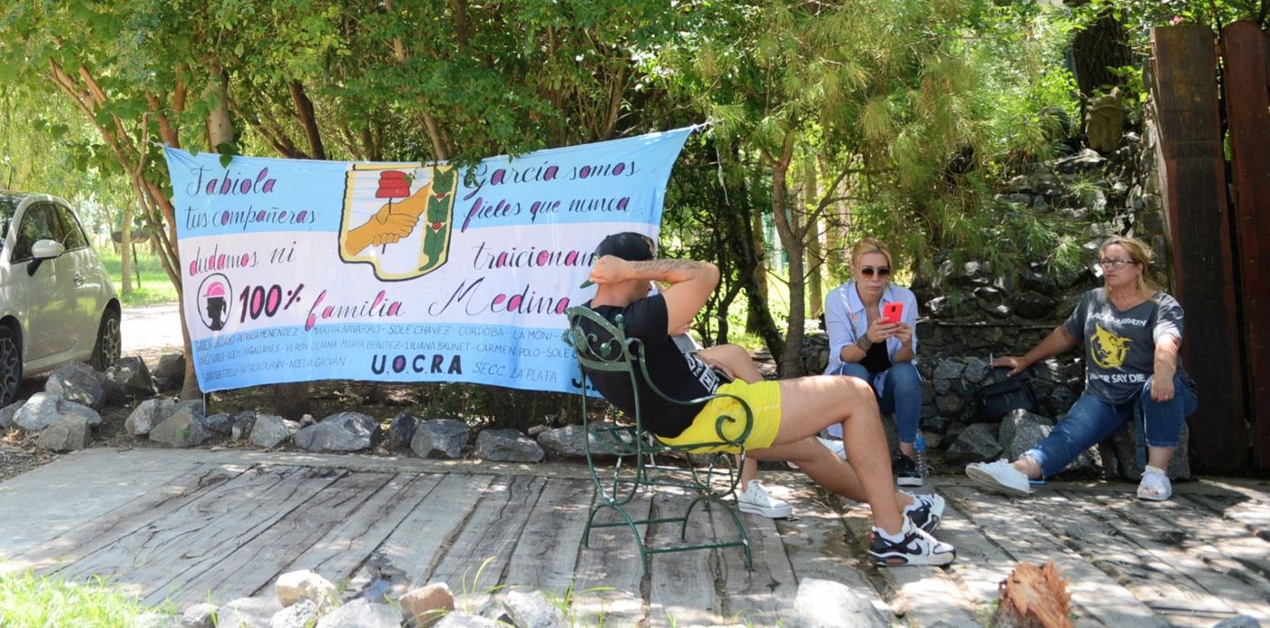 1582130832390.jpg?scaleY=1&ow=2381&x=6&y=489&width=2370&height=1185&rotate=0&scaleX=1&oh=1788&&cw=1920&ch=950