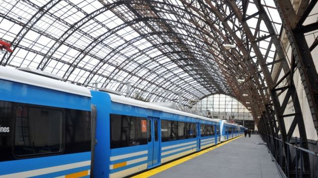 modifican los ingresos a la estacion de trenes de la plata por obras en el techo