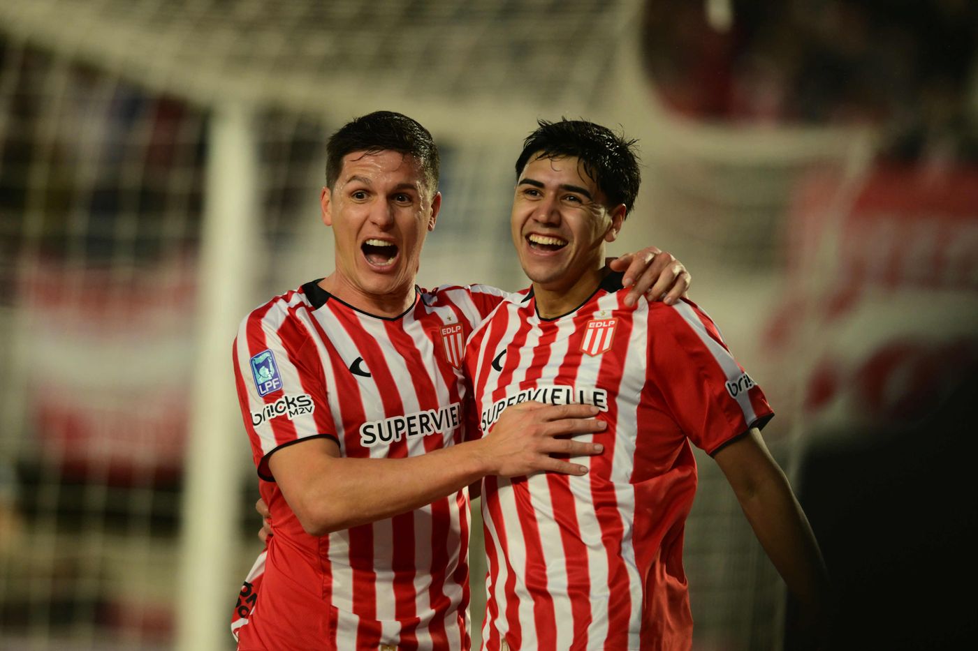 Estudiantes extendió su racha positiva en el clásico platense