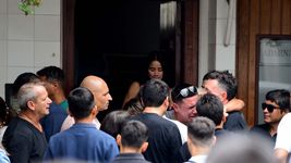 dolor, angustia y bronca: todas las fotos del ultimo adios a kim gomez en la plata
