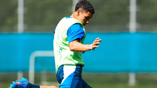 0221.com.ar | Gimnasia entrenamiento Zenit Merlo