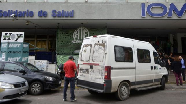 los medicos anunciaron que podrian suspender la atencion por ioma durante dos dias