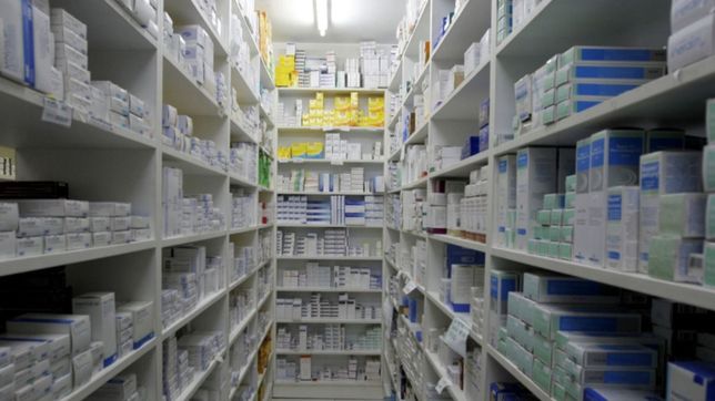 anunciaron el acuerdo para que los precios de los medicamentos tengan un techo de aumento