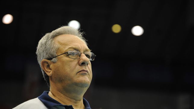 el platense julio velasco dirigira la seleccion femenina de italia