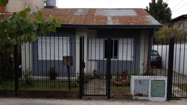 escucho un estruendo en su casa de ensenada y descubrio que una bala habia entrado por el techo