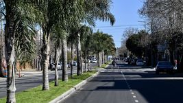 vecinos reclaman la urgente colocacion de semaforos en un tramo clave de la avenida 60