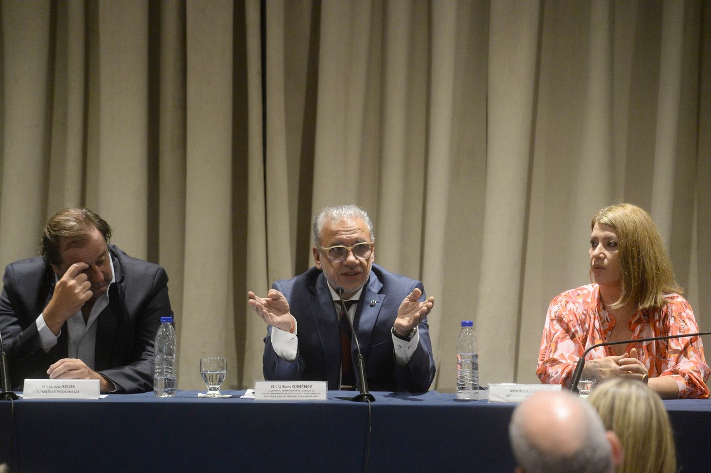 Libro de Coco Giménez  (8).jpg