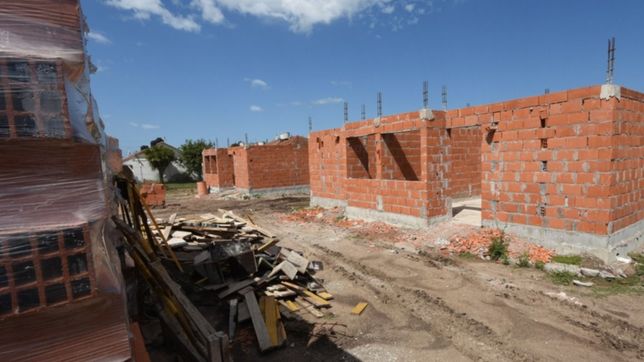 mi pieza 2022: quienes y como pueden anotarse al plan del gobierno que paga hasta $240.000