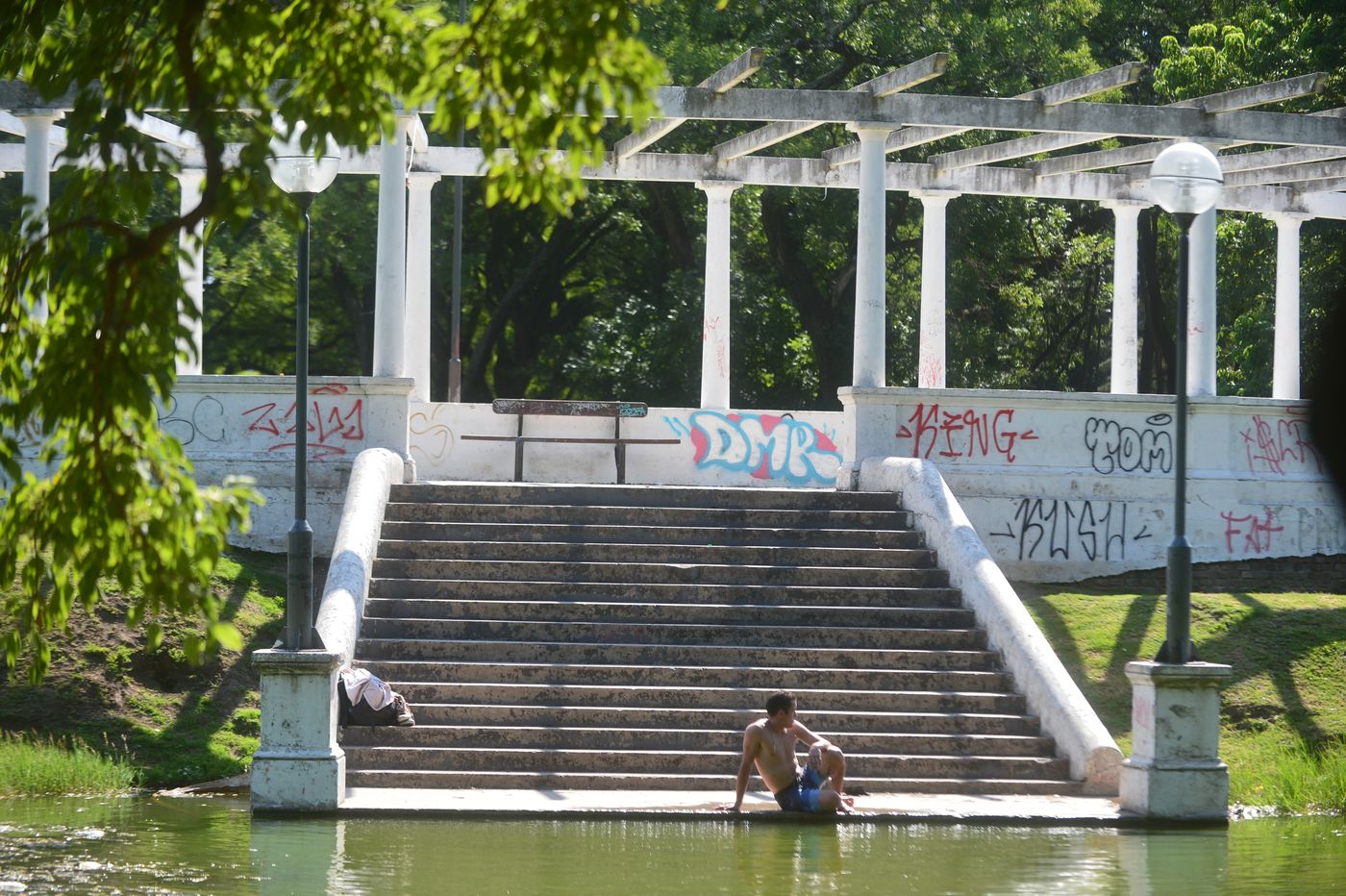 Parque Saavedra Calor Verano.JPG