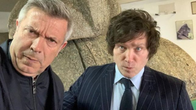 el polemico milei y el mediatico dalessandro vienen a dar una charla en el jockey club