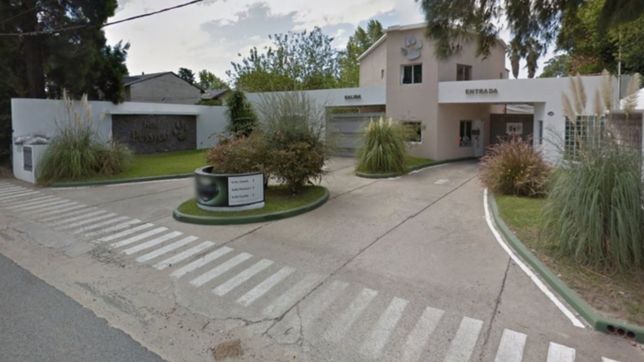 la llamativa promocion de un hotel alojamiento platense que es furor en whatsapp