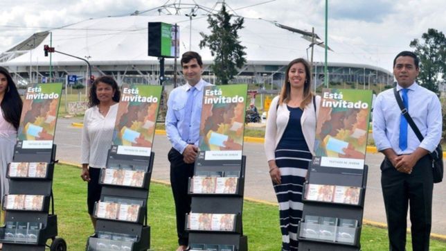 miles de testigos de jehova llegan a la plata para un encuentro en el estadio unico