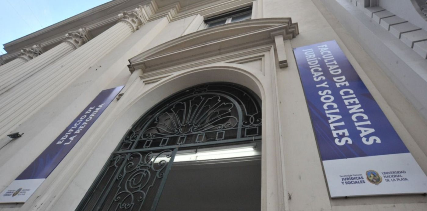 1551988580768.jpg?ow=1500&x=4&y=172&height=747&scaleY=1&width=1493&rotate=0&scaleX=1&oh=998&&cw=1920&ch=950