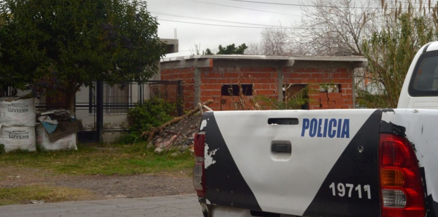 Una joven denunció que fue manoseada por un motociclista cuando caminaba  por La Plata