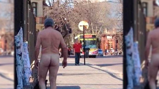 un hombre dijo que se desnudara en la plata contra el aborto y el incendio en el amazonas