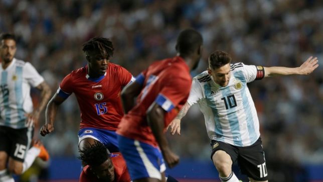 argentina gusto y goleo en su ultimo partido en el pais