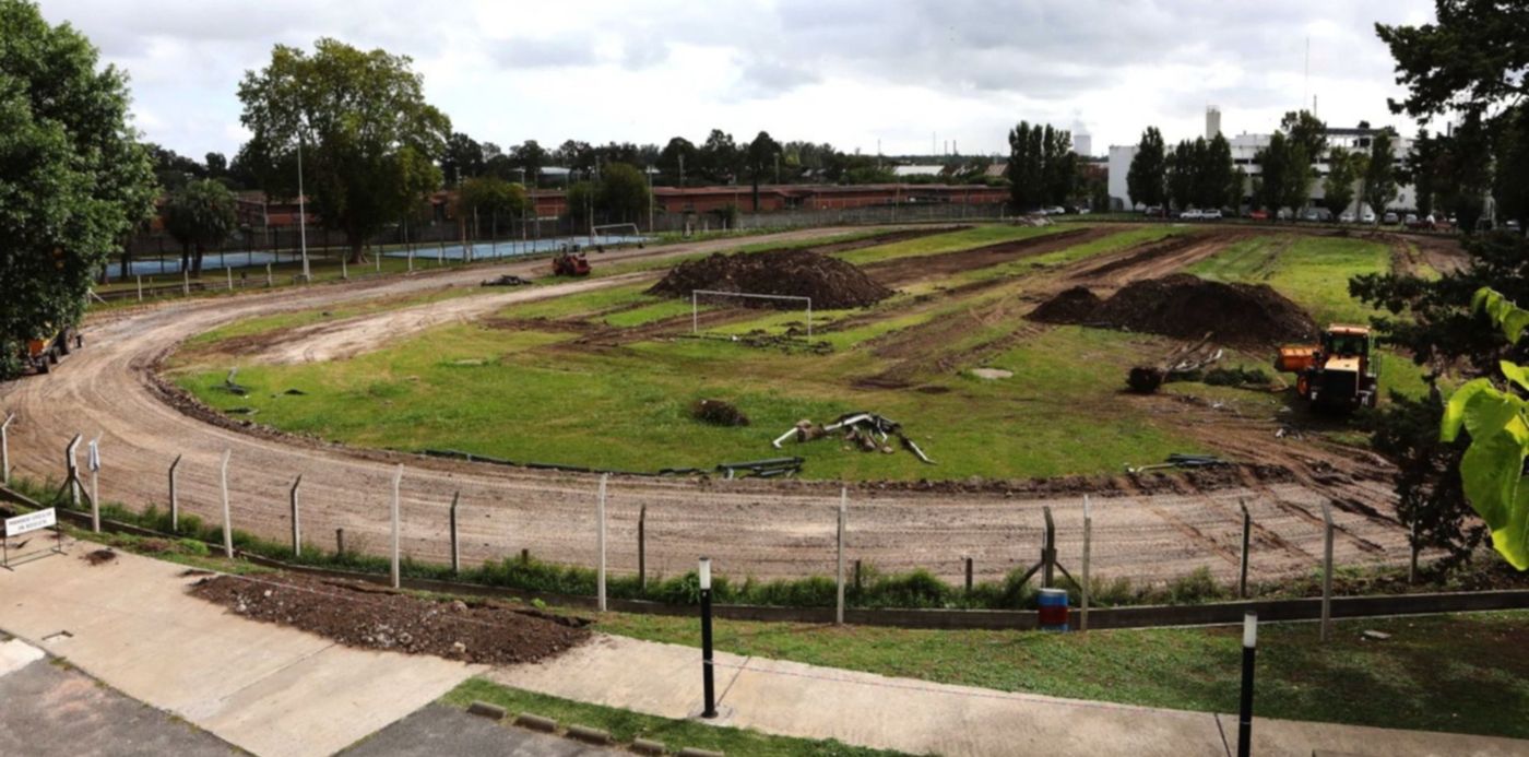 Campo de deportes de la UNLP